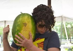 老外吃瓜啦,吃瓜啦背后的故事